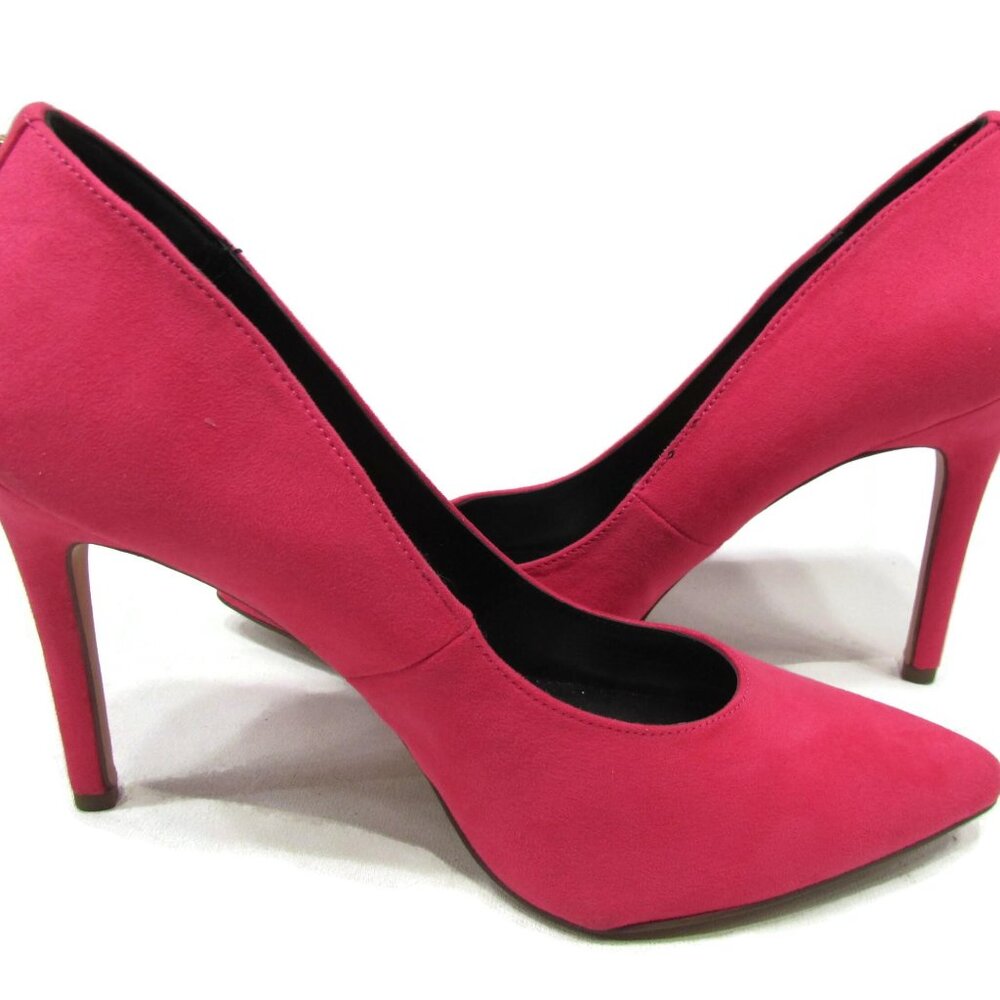 BCBGeneration Heidi Dream Microsuede Pink Highheels. Size 10M